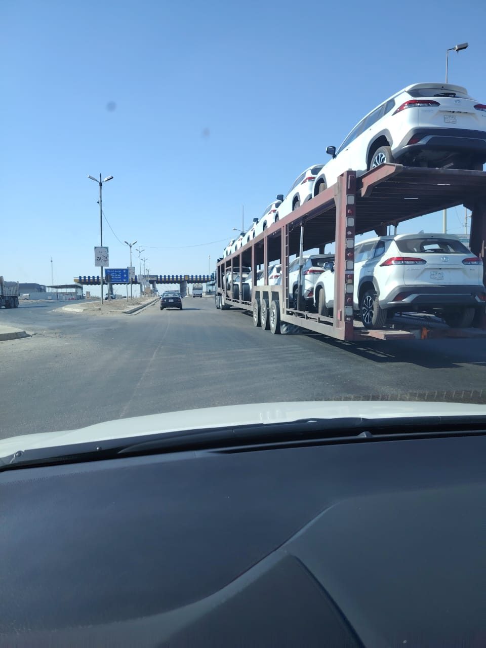 Under escort, highway